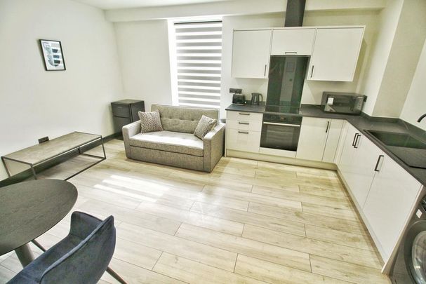 2 bedroom flat to rent - Photo 1