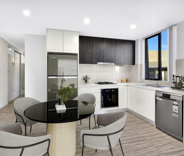 Space, style & convenience moments to Parramatta CBD. - Photo 5