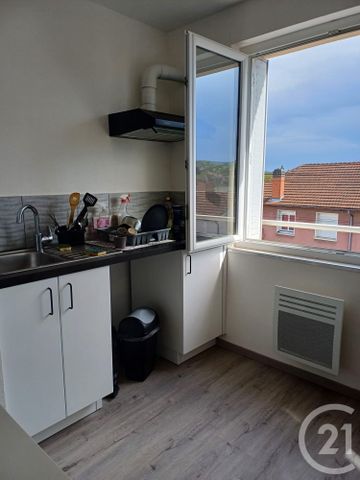 Location Appartement 2 pièces 31m² GANNAT 03800 - Photo 2