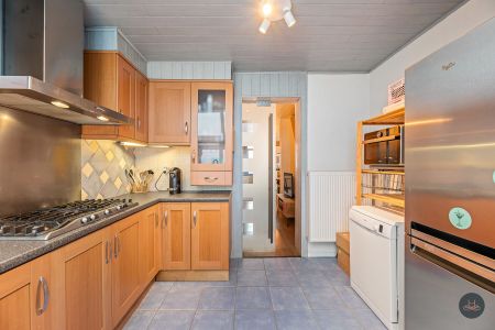 Leuke woning nabij centrum Mechelen met 3 slaapkamers - Photo 2