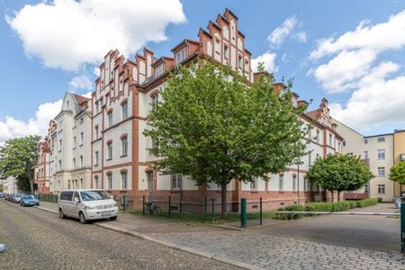 renovierte 3-Zimmer Wohnung im Dachgeschoss sofort verfügbar - Foto 2