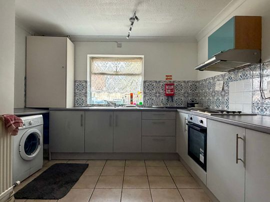 Room 5, Park Lane - Photo 1
