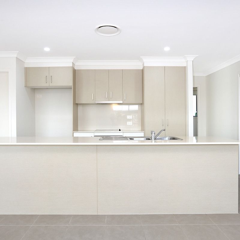 38 Keppel Way, Coomera QLD 4209 - House For Rent | Domain - Photo 1