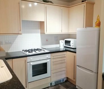 2 Bed Flat, Signet Square, CV2 - Photo 2