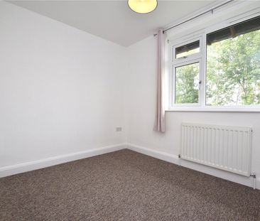 7, Harthill Avenue, Gildersome, Leeds, LS27 7EZ - Photo 5