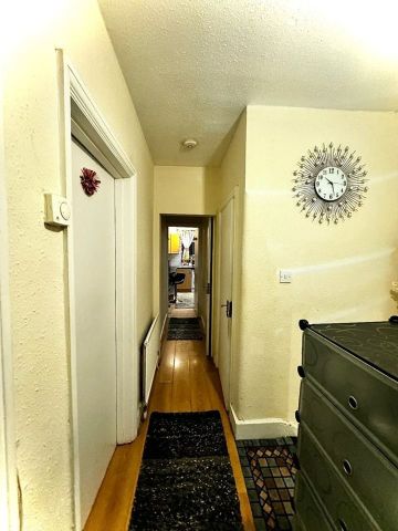 Room in a Shared Flat, Renters Avenue, NW4 - Photo 3