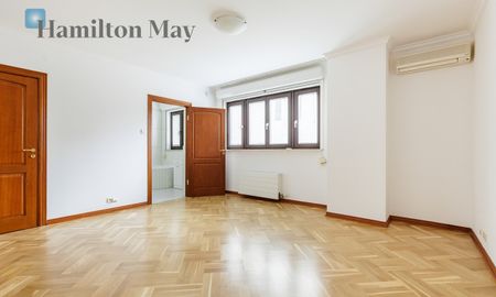 Warszawa, Śródmieście, Grzybowska - Photo 5