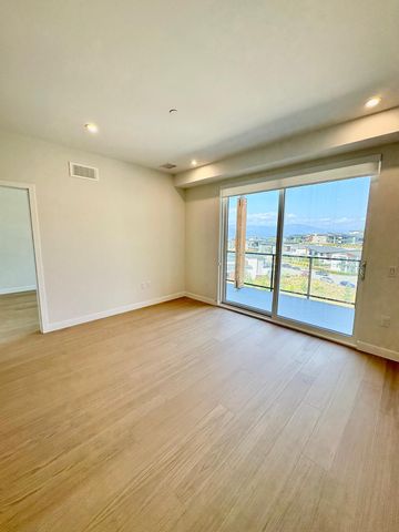 Fifth Floor at ZARA 1 - Photo 4