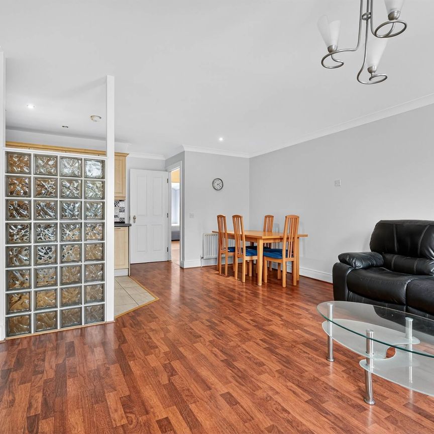 Apt 9 23 Rugby Parade, BELFAST, BT7 1PY - Photo 1
