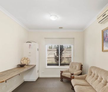 Room 1/4 North Valley Road, Highton - Photo 1