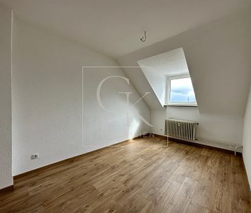 Frisch Modernisierte 3-Zimmer Dachgeschosswohnung - Photo 3