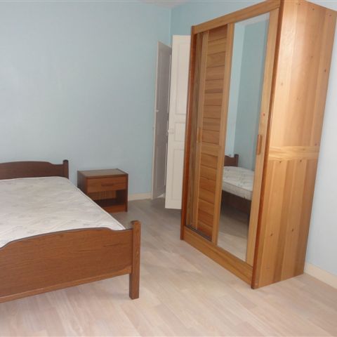 Location Appartement 1 pièce 33m² LE CREUSOT 71200 - Photo 1