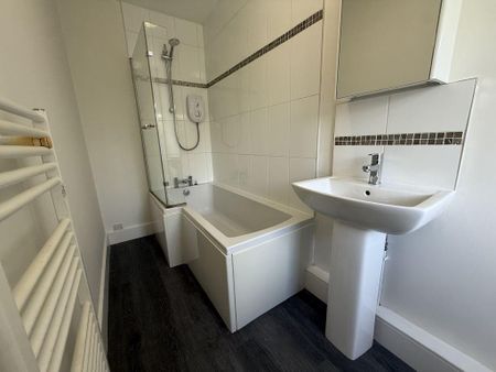 1 bedroom semi-detached house to rent - Photo 4