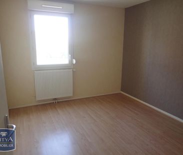 Location Appartement 4 pièces 67m² GRAND CHARMONT 25200 - Photo 2