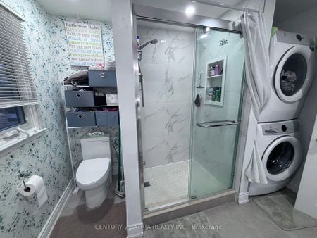 18 Staveley Crescent #Room 1 - Photo 3