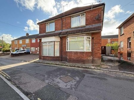 Popes Lane, Totton, SO40 - Photo 2