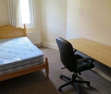 Cowley Road, Oxford, Oxford - Photo 3