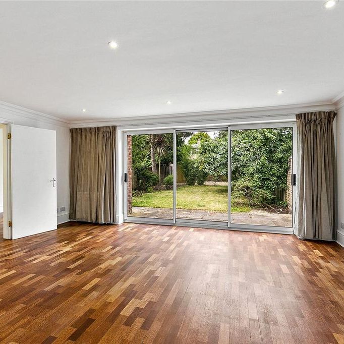 4 bedroom semi-detached house to rent - Photo 1