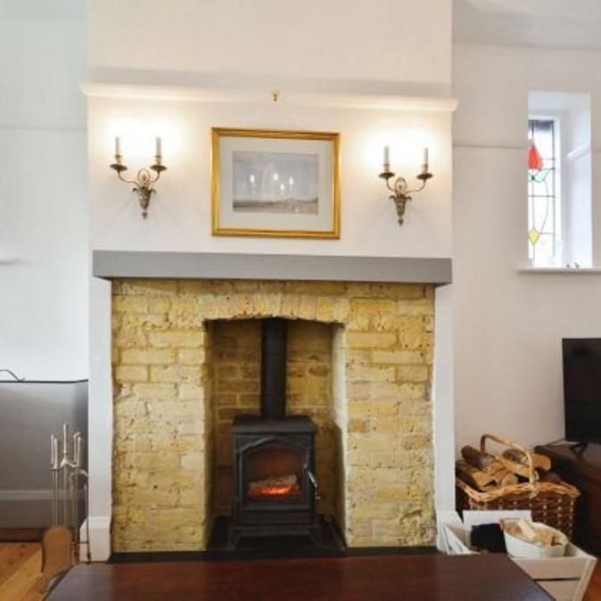 4 bedroom bungalow to rent - Photo 1