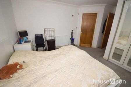 Queens Park Avenue, BH8 - Photo 5