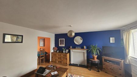 3 bedroom terraced house to rent - Photo 3