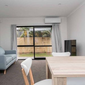 Near New - Furnished home - Photo 2