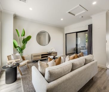 Modern Comfort in Prime Melrose Park Location - Photo 3