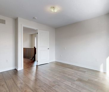 For Lease - 18 Hibiscus Lane, Hamilton, Ontario - Photo 5