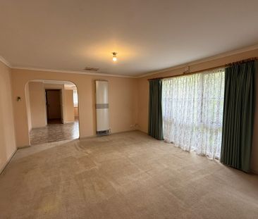 68 Fleetwood Drive, Narre Warren VIC - Photo 1