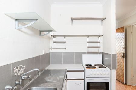 South Perth - Photo 5