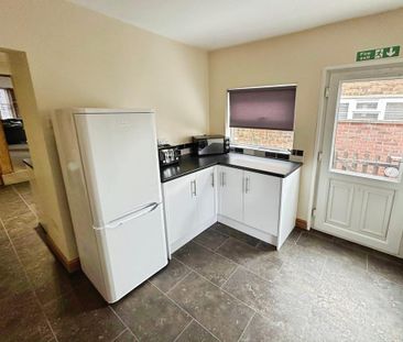 3 bedroom detached house to rent - Photo 6
