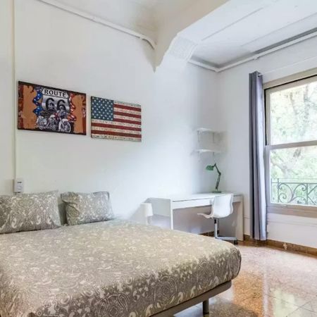 Gran Vía Marqués del Turia, Valencia, Valencian Community 46005 - Photo 3