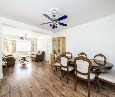 3 bedroom house to rent - Photo 2