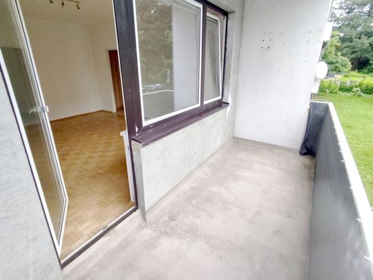 Sehr gut geschnittene Zweizimmer-Wohnung mit Balkon - Zentrale, ruhige Lage - Photo 1