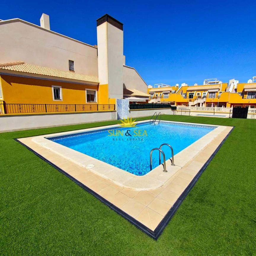 3 BEDROOM VILLA - ARENALES DEL SOL - Photo 1