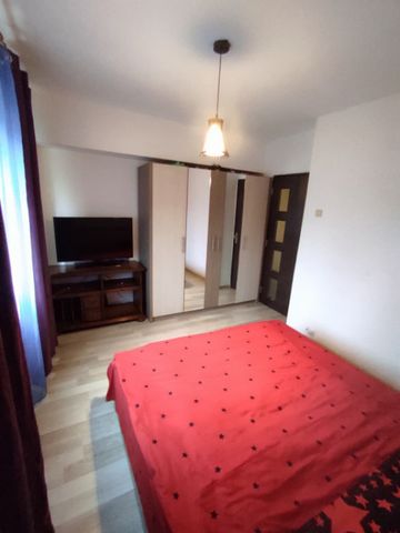 Apartament 2 camere, 57 mp, zona Craiovita Noua - Fotografie 3
