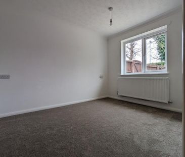 2 bedroom terraced bungalow to rent - Photo 2