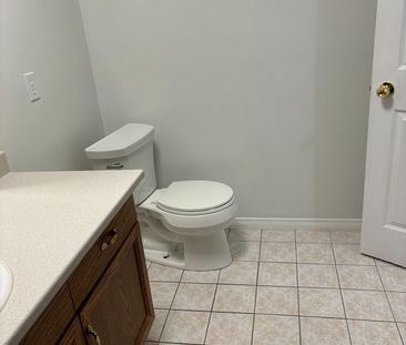 For Lease - 484 Otonabee Drive, Peterborough, Ontario - Photo 4