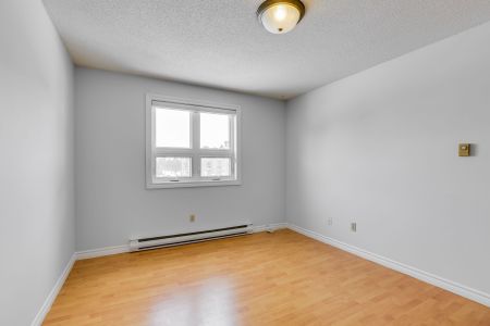 For Lease - 15 Jacksway Crescent Unit# 315, London North, Ontario - Photo 4