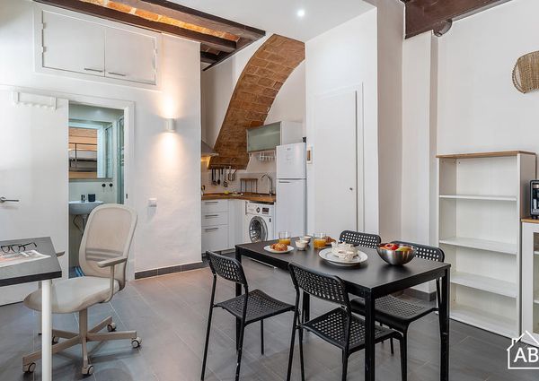 Cosy Loft Apartment in Barceloneta