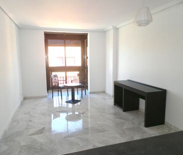 Piso de alquiler en Calle Noray, 10, Alameda de Osuna - Photo 2