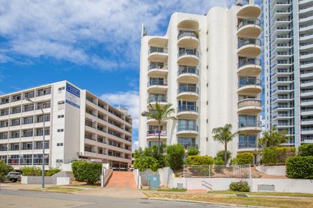 515/2 Barney Street, Southport QLD 4215 - Apartment For Rent - $460 | Domain - Photo 5