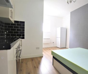 Studio to rent - Photo 4