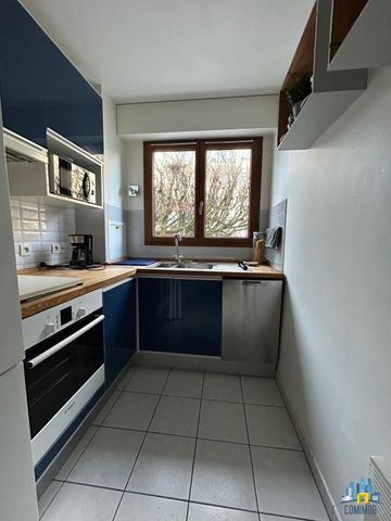 Location Appartement 2 pièces 45m² COURBEVOIE 92400 - Photo 4