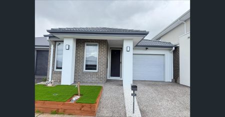 Brand New 4-Bedroom Family Home in Lara..!!! - Photo 4