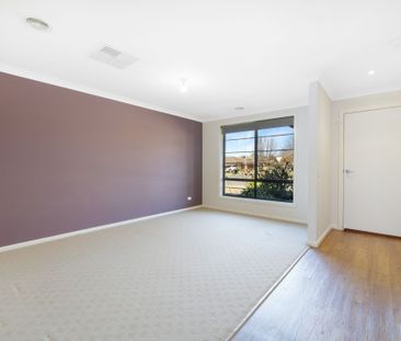 Modern Living in a Sought-After Thurgoona Location - Photo 2