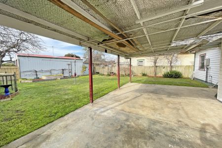 Great Location - Photo 4