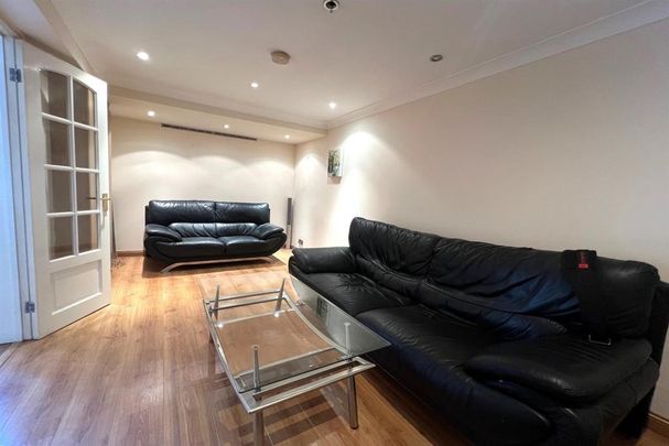 4 bedroom house to rent - Photo 1