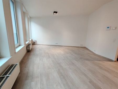 Appartement te huur - Foto 2