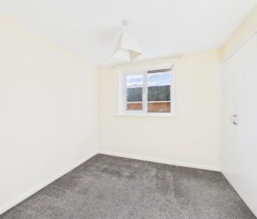 4 bedroom detached house to rent - Photo 5